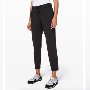 Lululemon On the Fly Crop Woven Pant